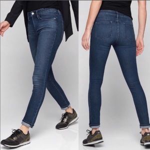 Athleta Sculptek Dark Wash Skinny Jeans Size 0